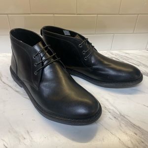 Black leather crown vintage men’s dress shoes boots